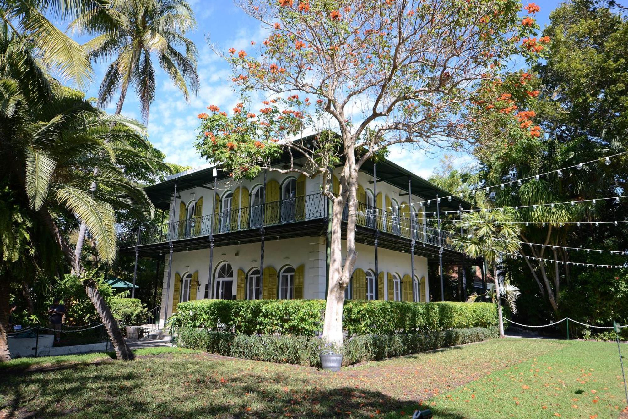 Four Flowers Guesthouse كي وست الغرفة الصورة