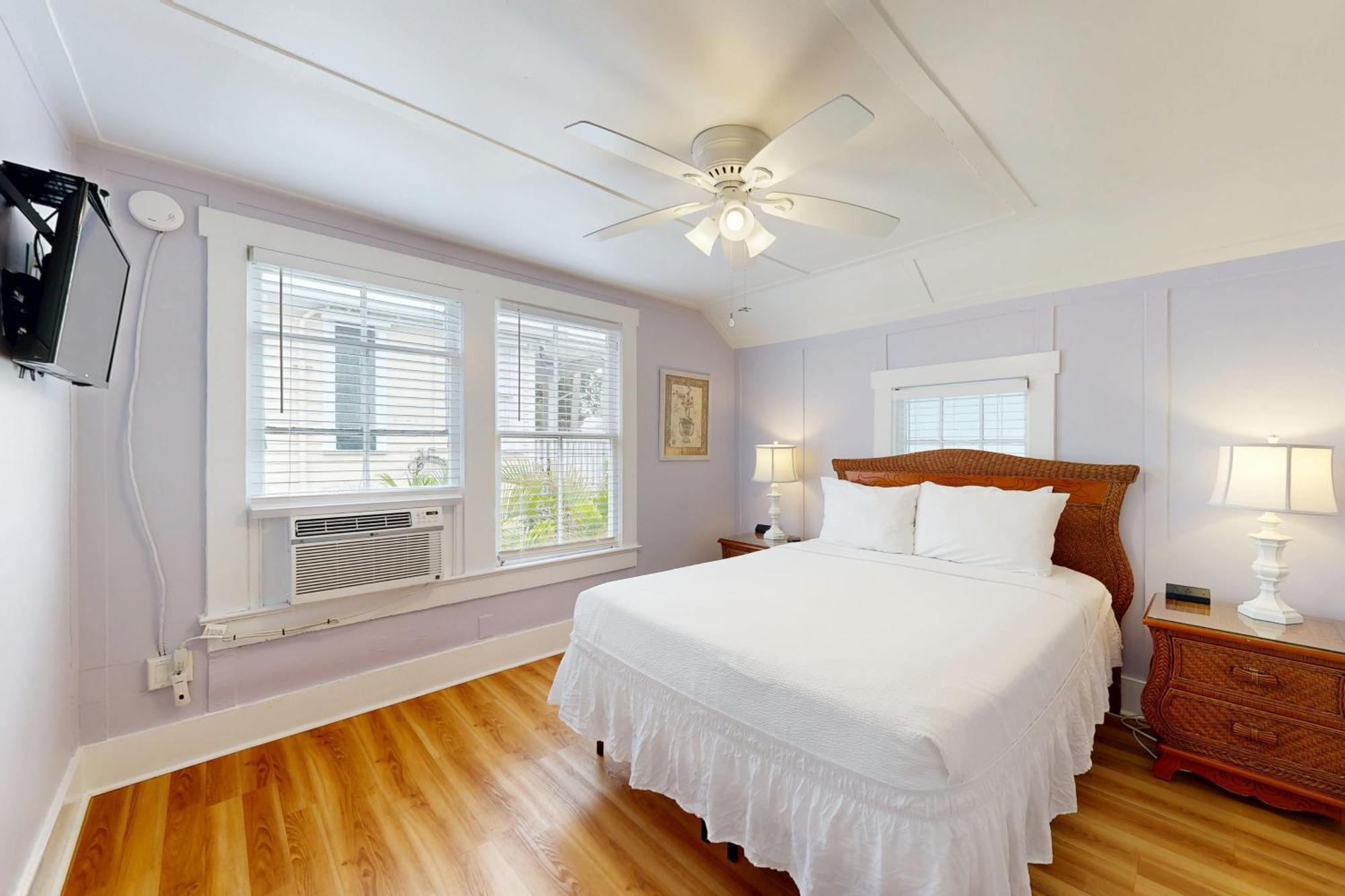 Four Flowers Guesthouse كي وست الغرفة الصورة